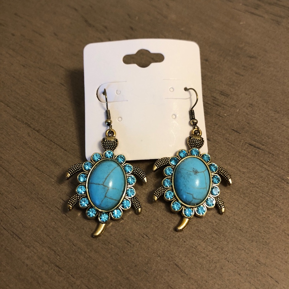 Faux Turquoise Turtle Earrings - Slight Bronze Tone Fashion Jewelry